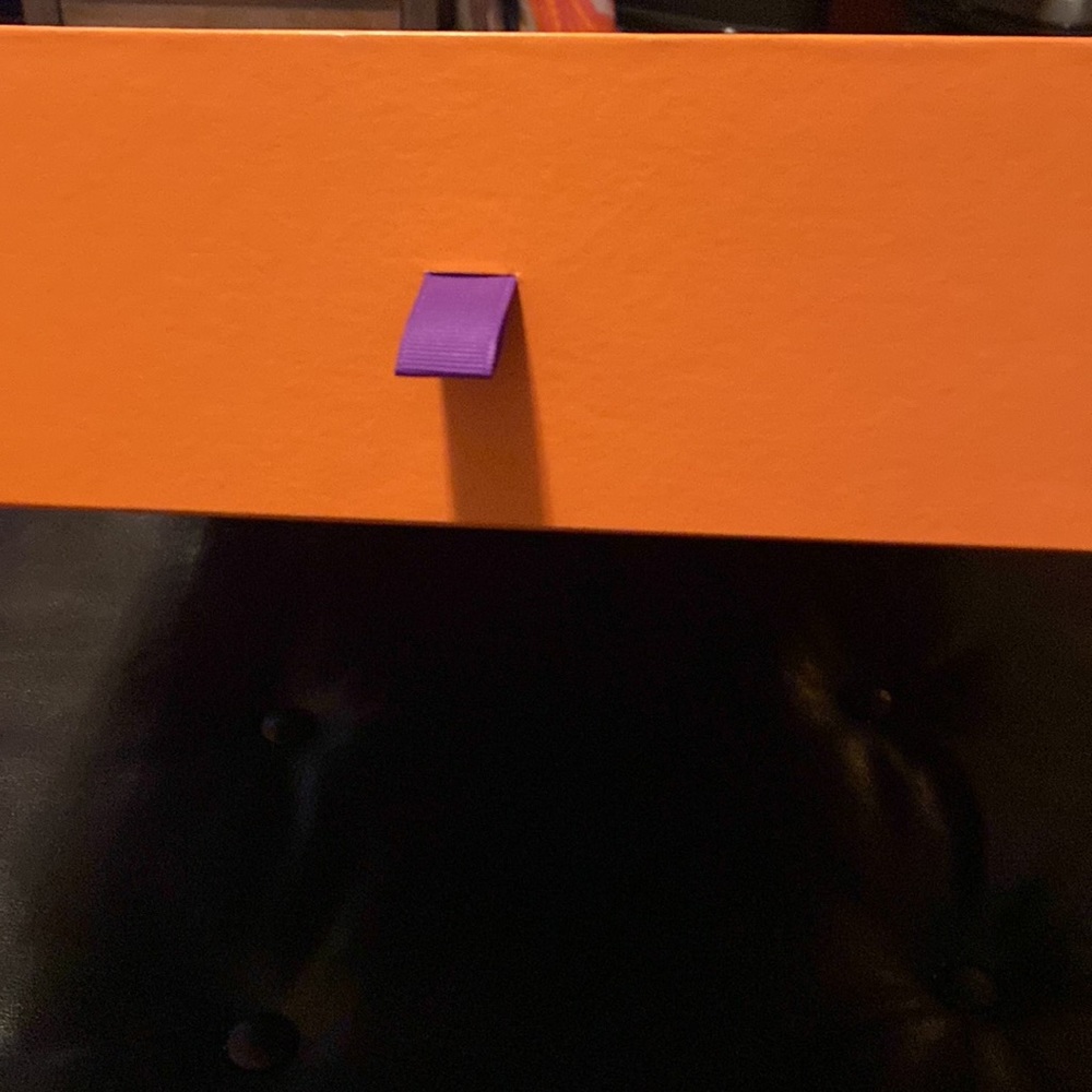 Tory Burch Box - Large - Picture 3 of 3